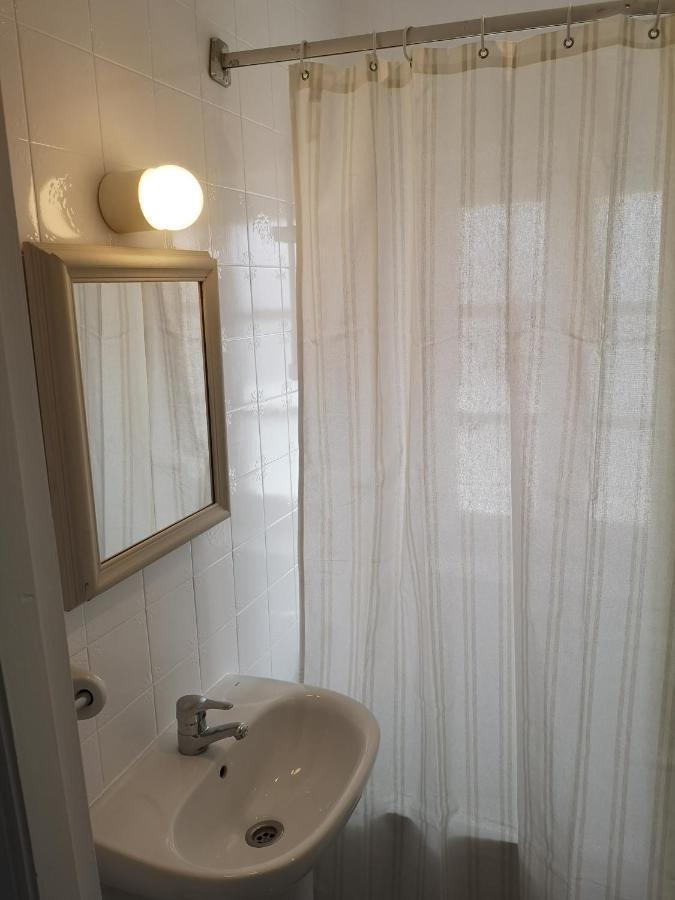 Hotel Roman Naveces Екстериор снимка